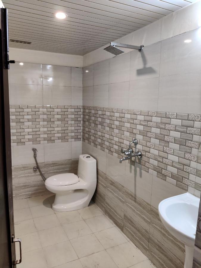 Keshav Hotel Farrukhabad 外观 照片
